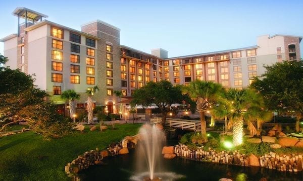 horseshoe-bay-resort-top