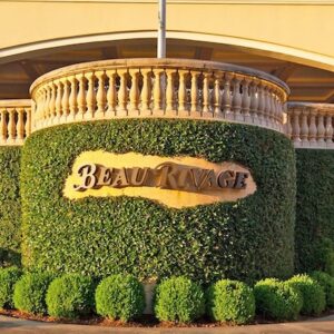Beau Rivage hedge